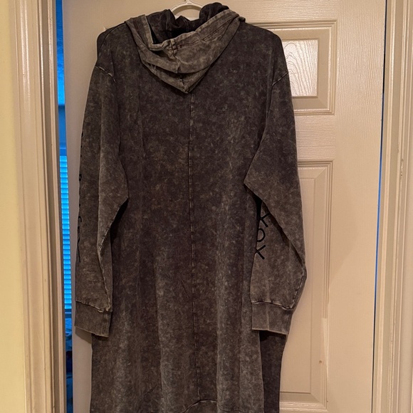Betsy Johnson Torrid Gray Wash Arrow Heart Hoodie Dress Size 3X - Picture 9 of 11